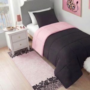 Finely Washable Rug. 2' x 6'
