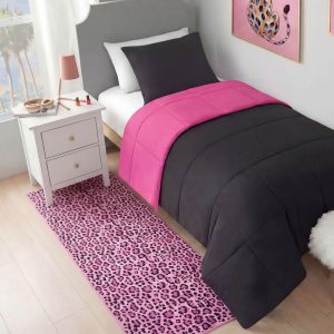 Finely Washable Rug. 2' x 6'