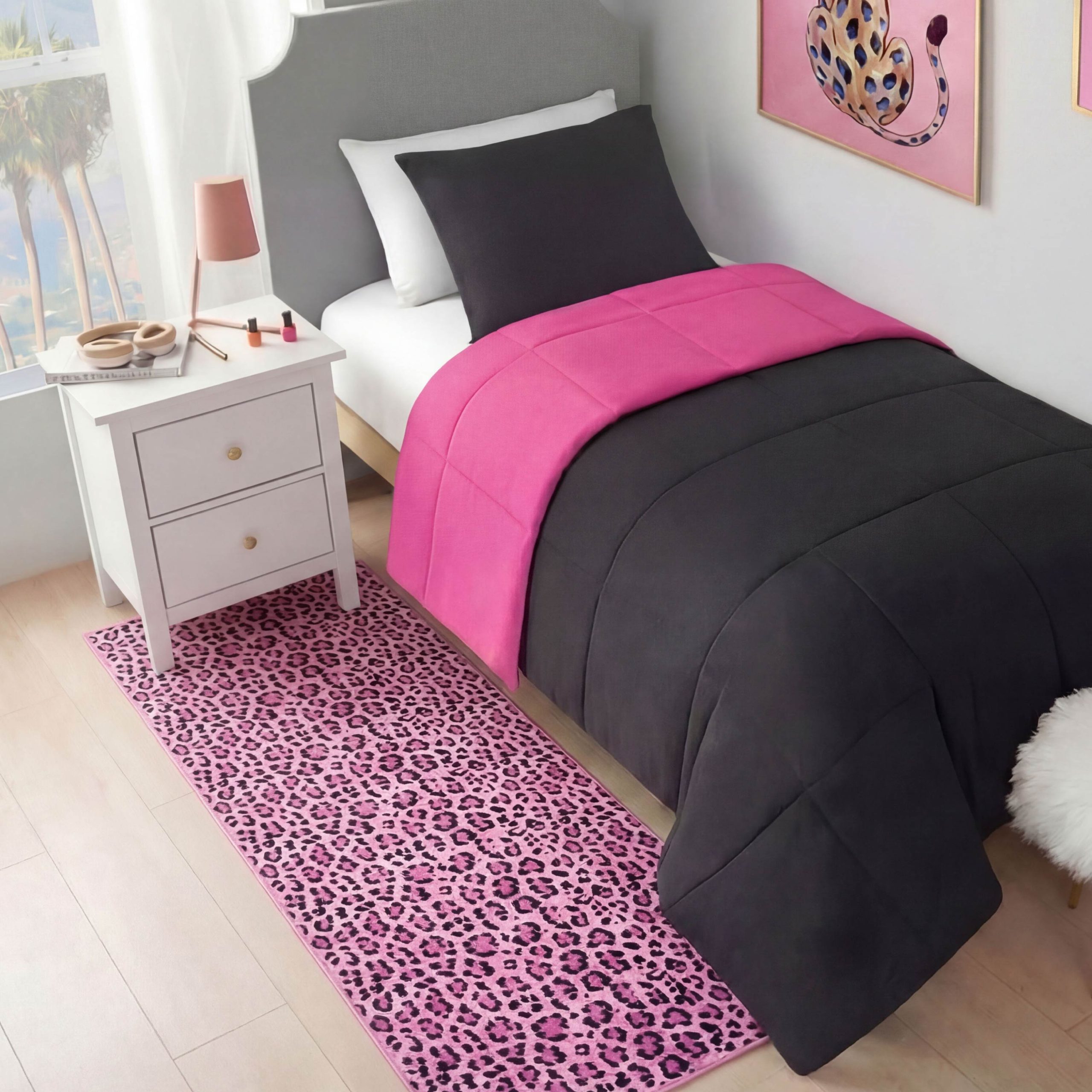 Finely Washable Rug. 2' x 6'