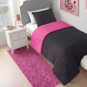 Finely Washable Rug. 2' x 6'