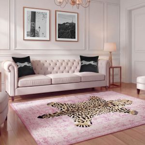 Finely Washable Rug. 7'10 x 10'