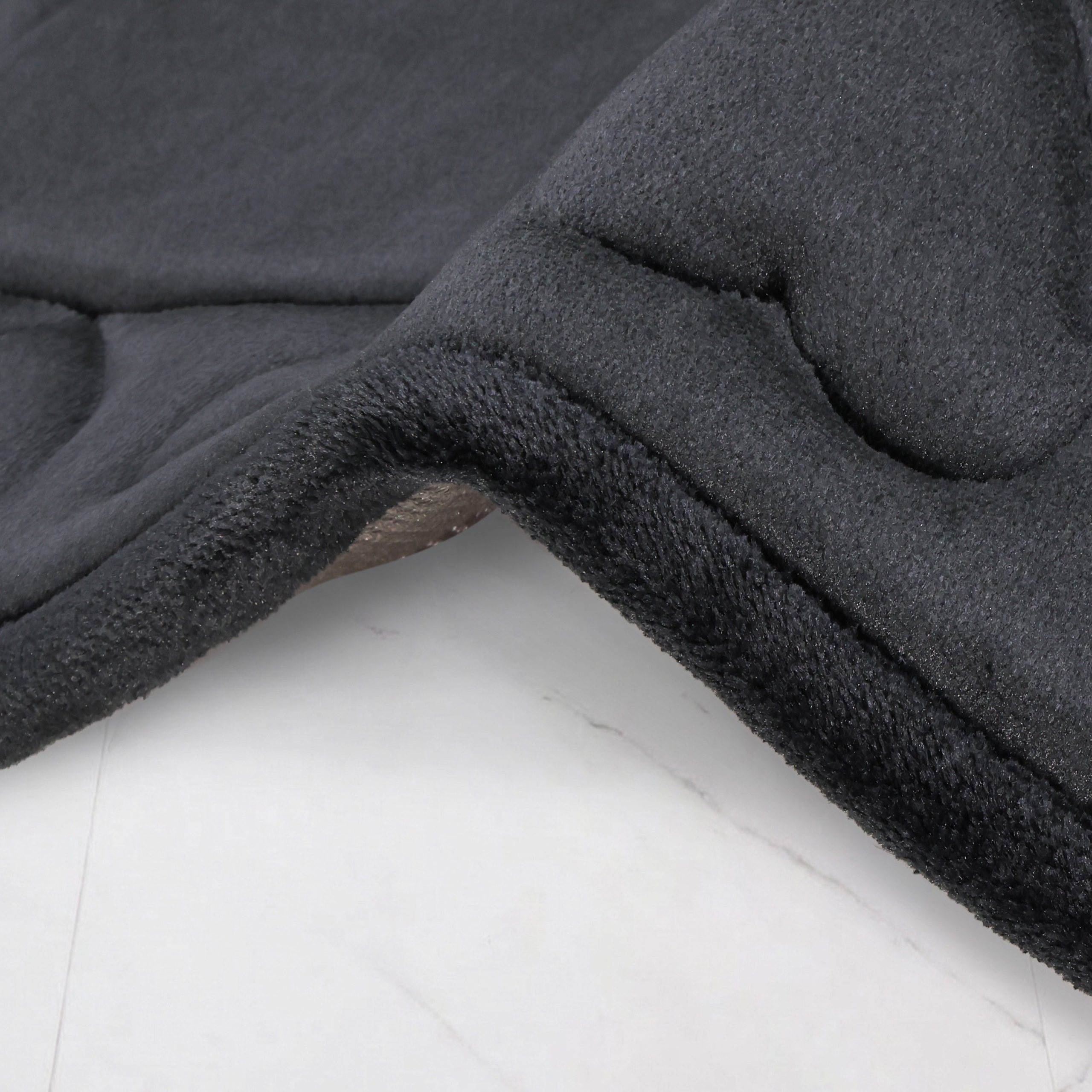 Quilted Memory Foam Bath Mat 2-Piece Set - Image 4