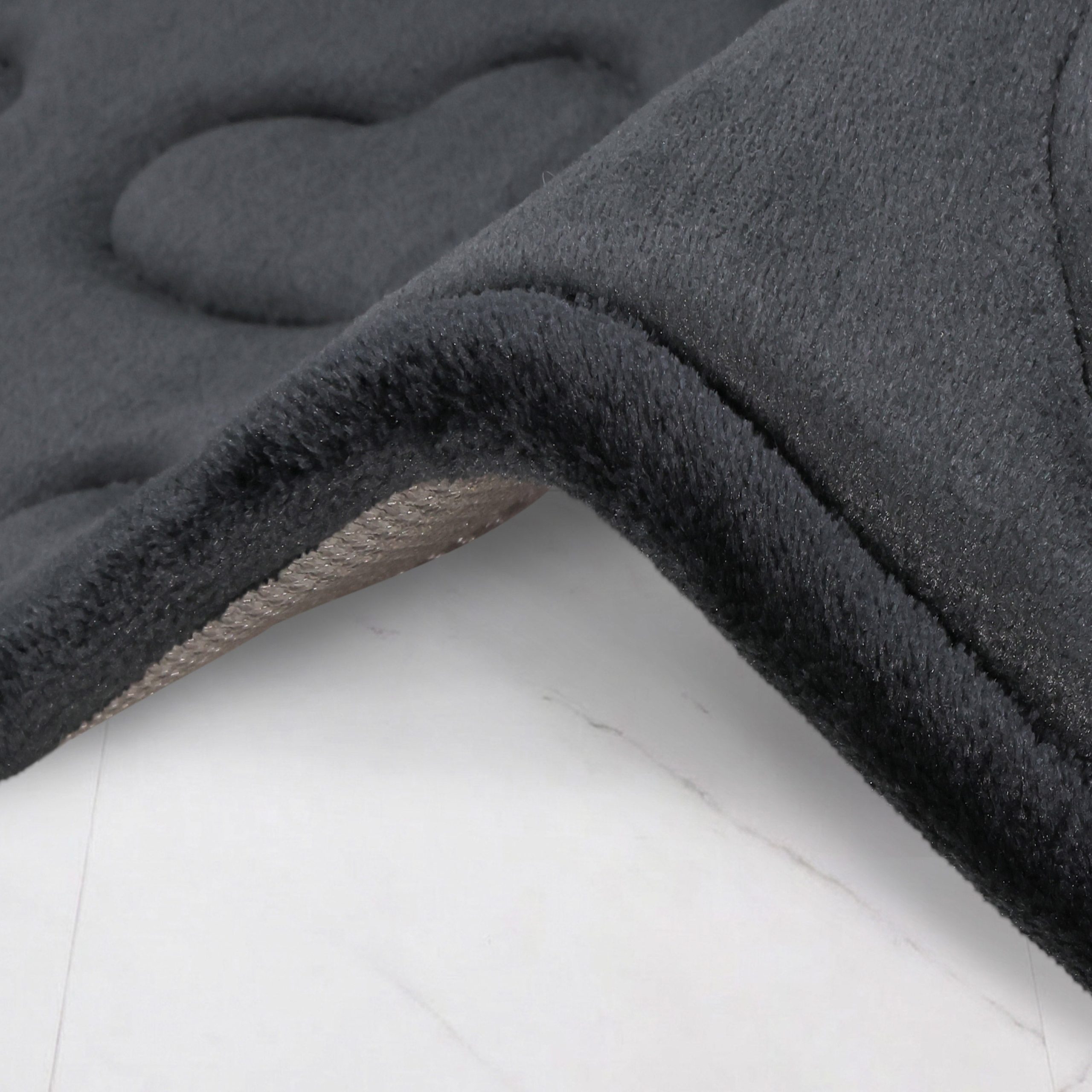 Quilted Memory Foam Bath Mat 2-Piece Set - Image 4