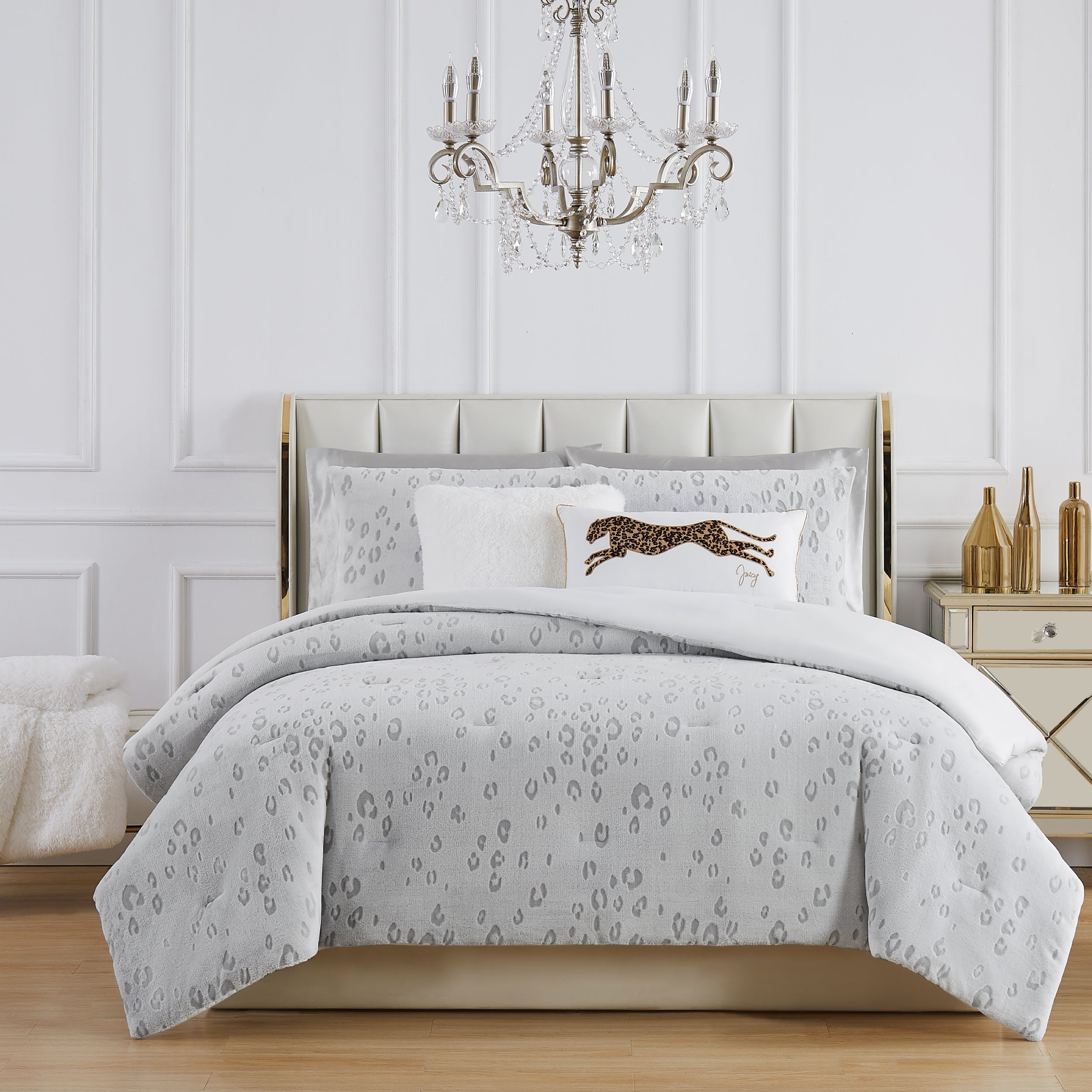 Valentina Comforter Set - Image 4